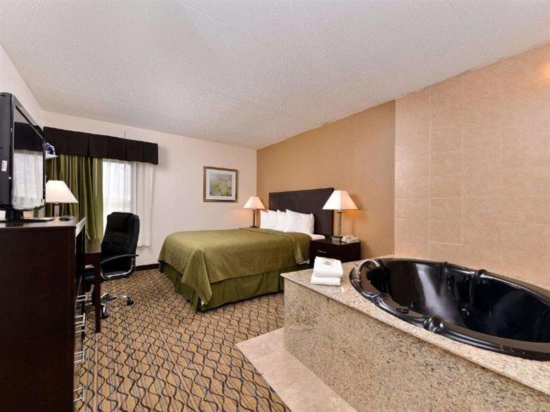 Quality Inn & Suites Matteson Near I-57 Exteriér fotografie