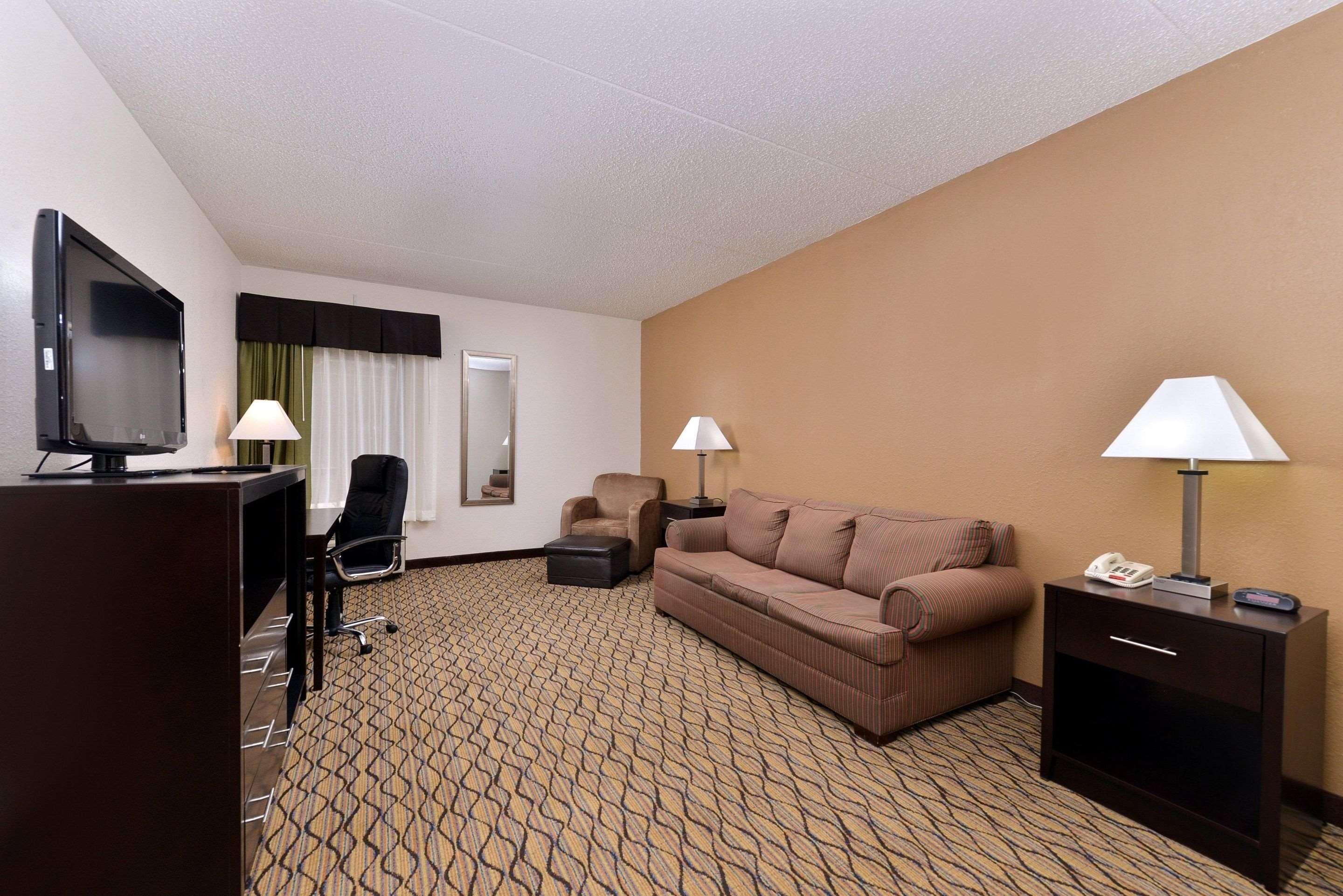 Quality Inn & Suites Matteson Near I-57 Exteriér fotografie