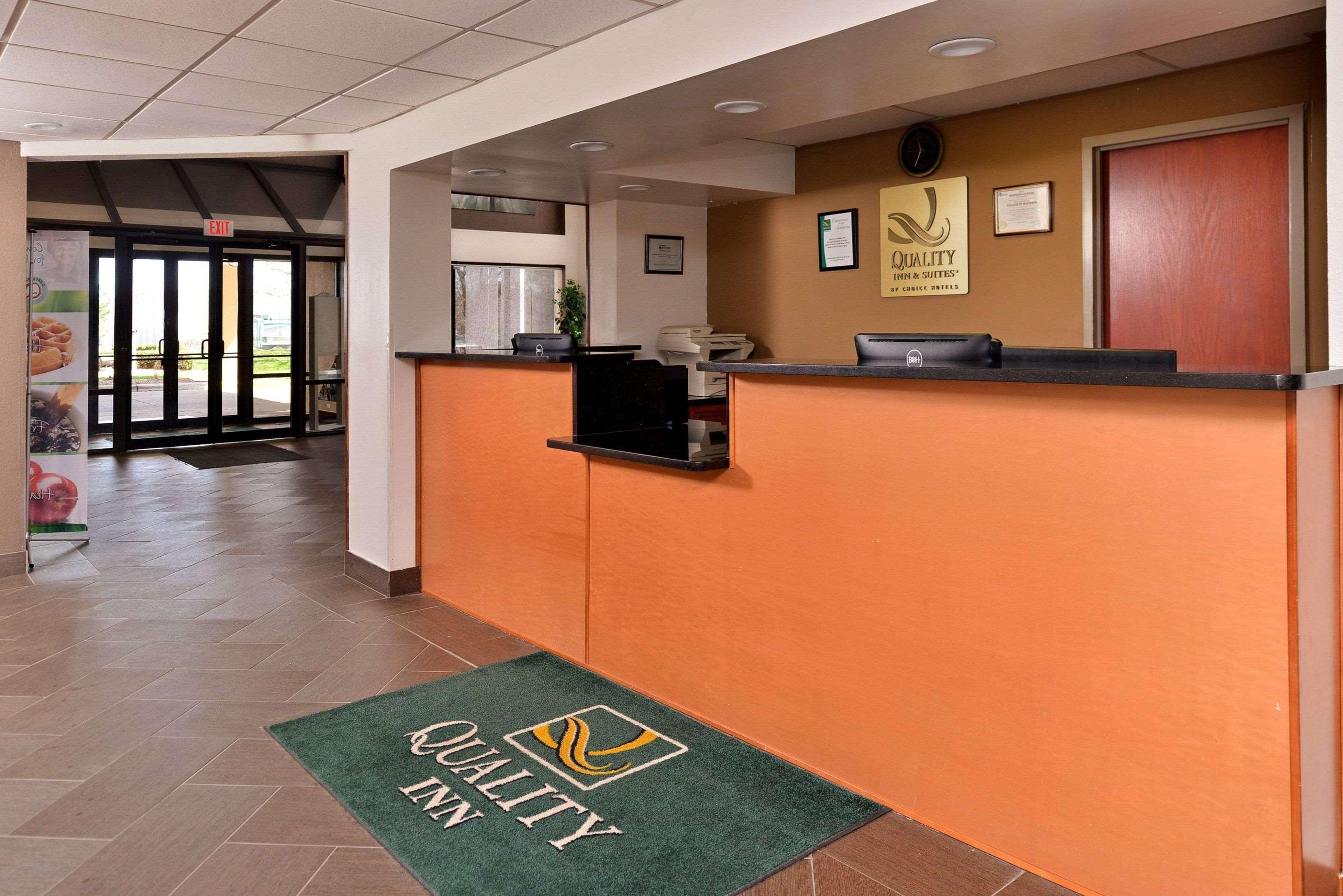 Quality Inn & Suites Matteson Near I-57 Exteriér fotografie